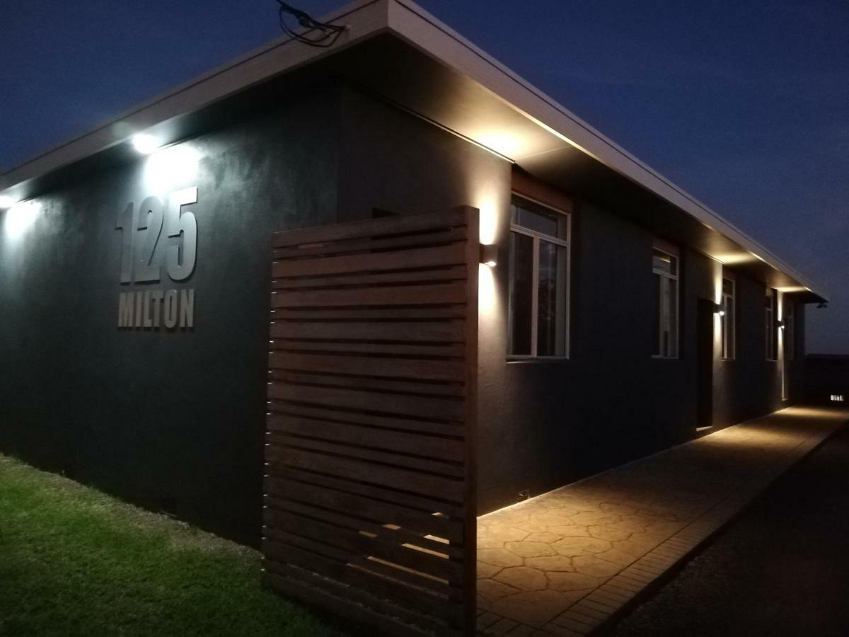 125 Milton Aparthotel Eksteriør bilde